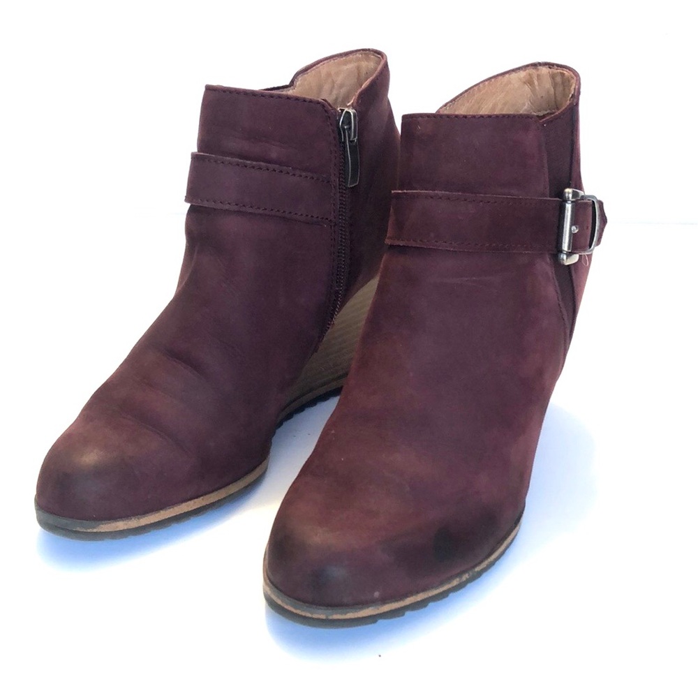 Caslon Eggplant Purple Brown Almond Toe Side Zip Wedge Leather Boots size 8